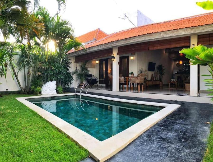 Villa Sayang 1 Seminyak  Luaran gambar